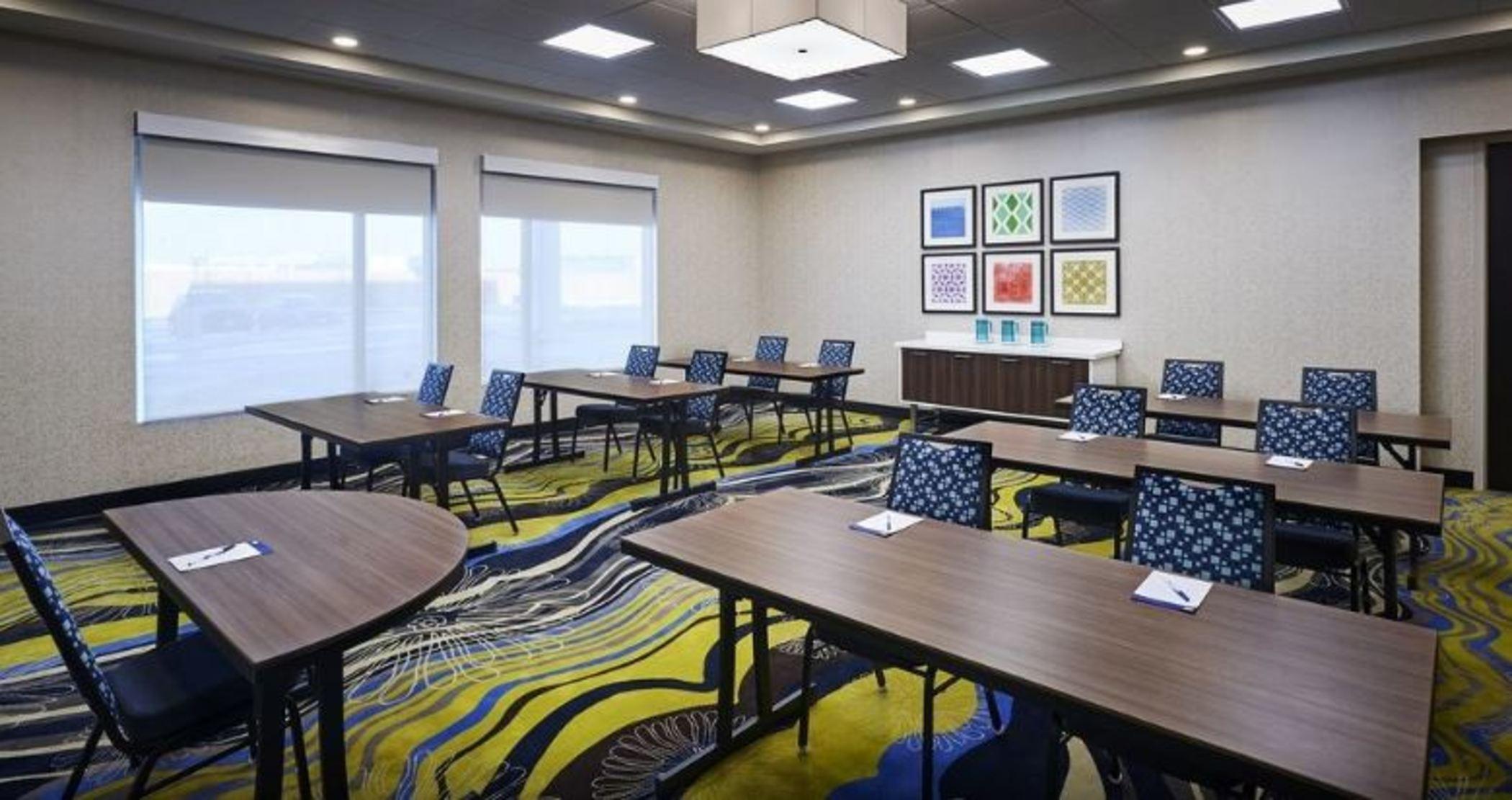 Holiday Inn Express & Suites - Brantford By Ihg Exterior photo