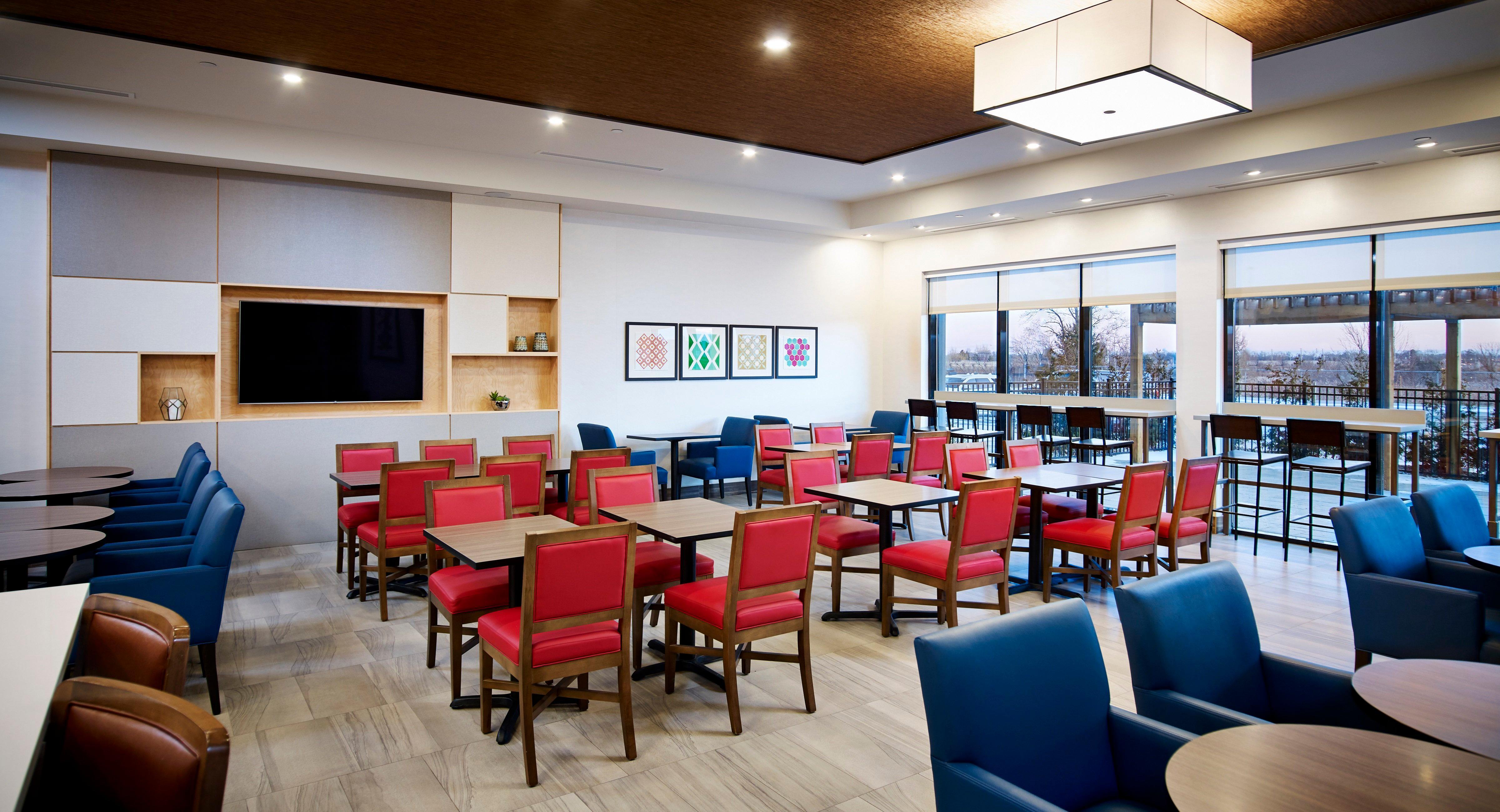 Holiday Inn Express & Suites - Brantford By Ihg Exterior photo
