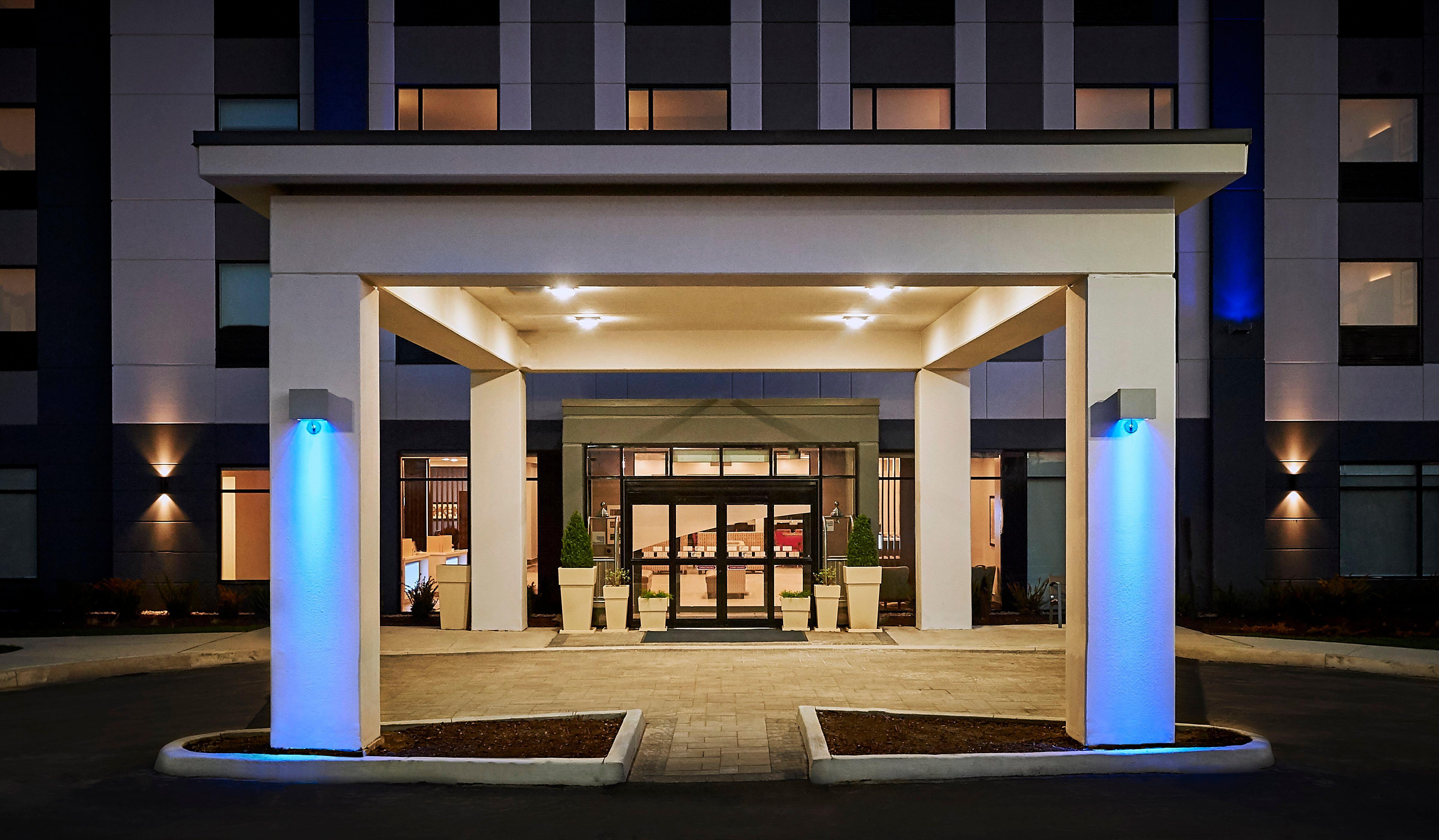 Holiday Inn Express & Suites - Brantford By Ihg Exterior photo