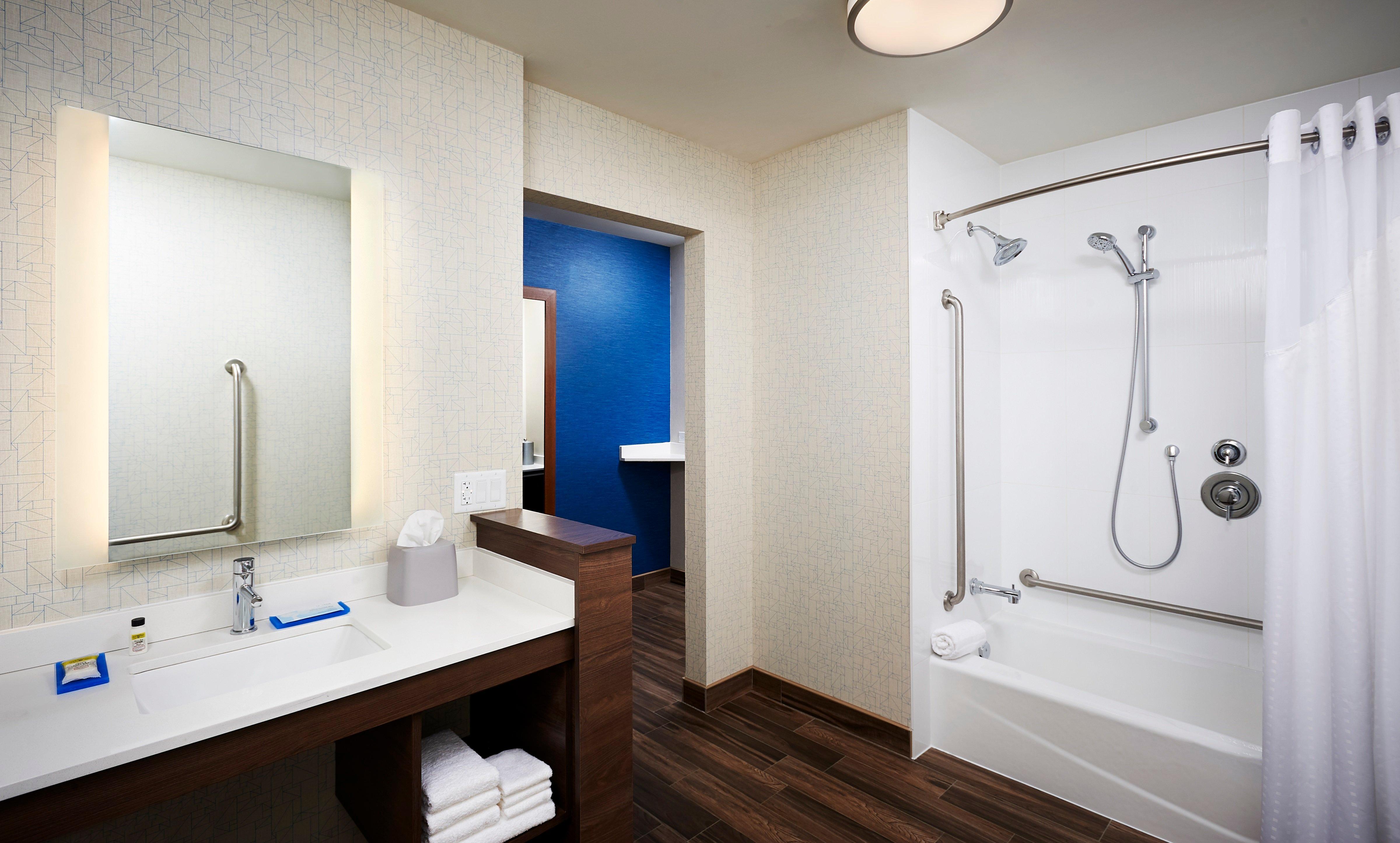 Holiday Inn Express & Suites - Brantford By Ihg Exterior photo